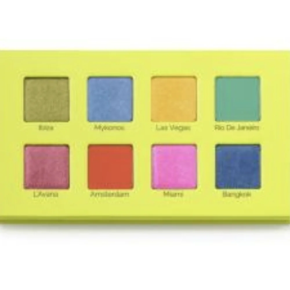 Cosmyfy Iconic Madness Eyeshadow Palette Bold Makeup